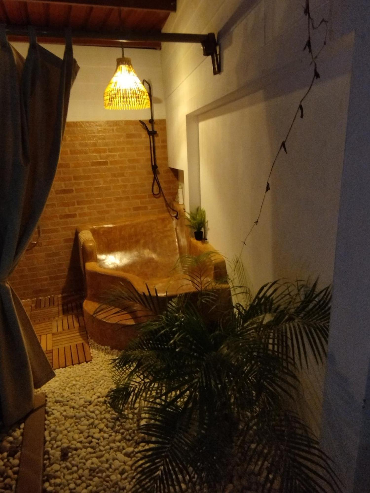 La De Madame Su Ở trọ